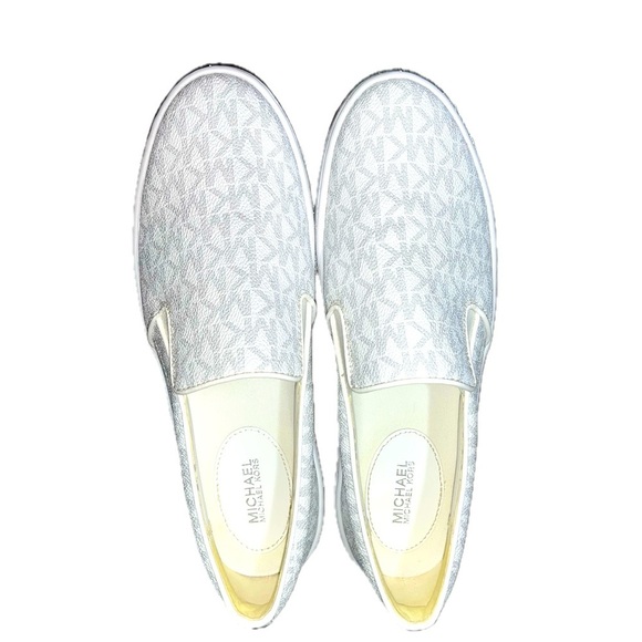 MICHAEL Michael Kors Teddi Signature Logo Slip-On Sneaker,Bright White,Size 6.5M - Picture 4 of 12